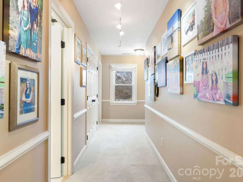 7000 Tramore Lane, Clemmons, NC 27012.  MLS# CAR4430242, YatesRealty ID 54260. 