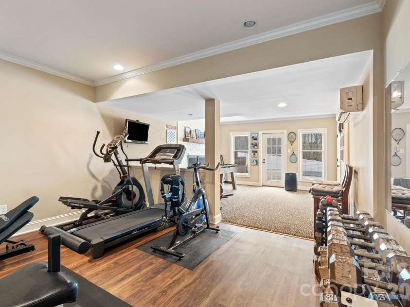 7000 Tramore Lane, Clemmons, NC 27012.  MLS# CAR4430242, YatesRealty ID 54260. 