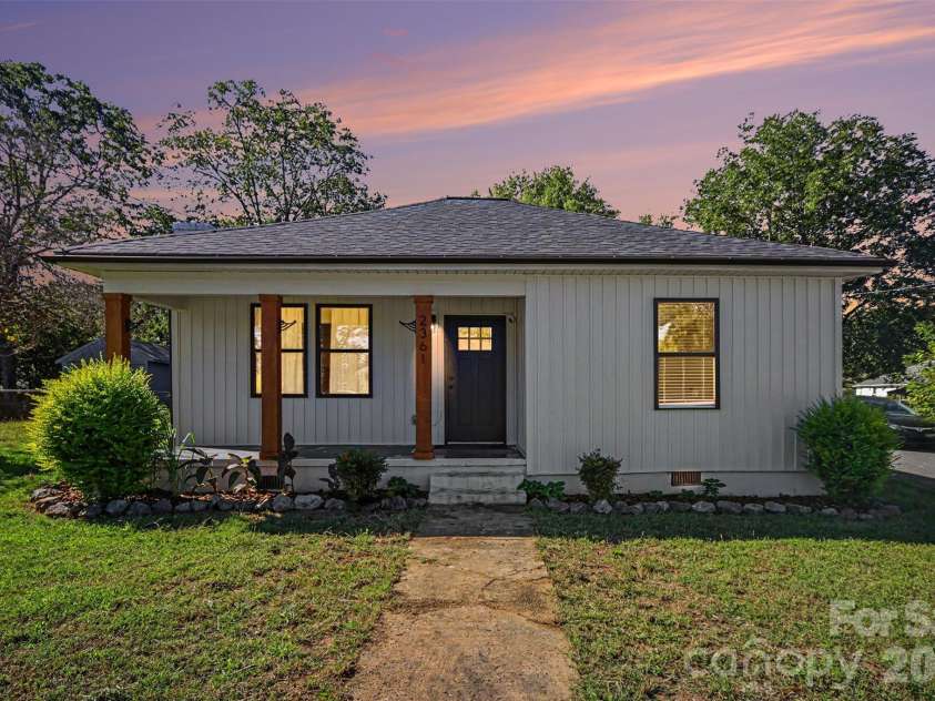 2361 Myrtle Avenue, Gastonia, NC 28052.  MLS# CAR4430220, YatesRealty ID 54263. 