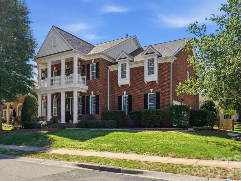 8101 Prescot Glen Parkway, Waxhaw, NC 28173.  MLS# CAR4429946, YatesRealty ID 54264. 