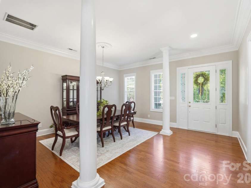 8101 Prescot Glen Parkway, Waxhaw, NC 28173.  MLS# CAR4429946, YatesRealty ID 54264. 