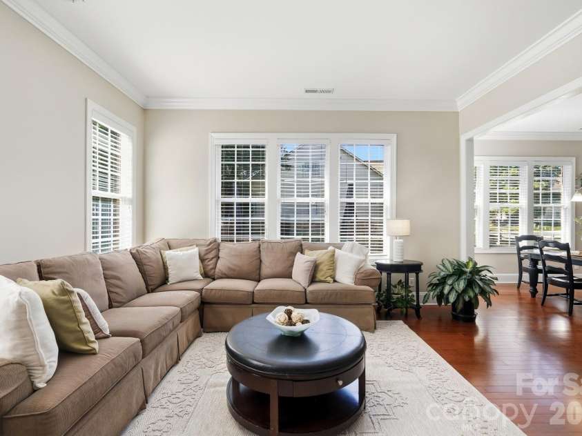 8101 Prescot Glen Parkway, Waxhaw, NC 28173.  MLS# CAR4429946, YatesRealty ID 54264. 