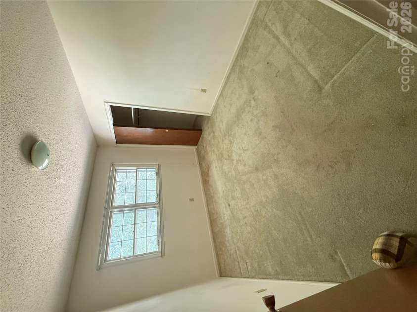 818 McLaughlin Drive, Charlotte, NC 28212.  MLS# CAR4430150, YatesRealty ID 54267. 