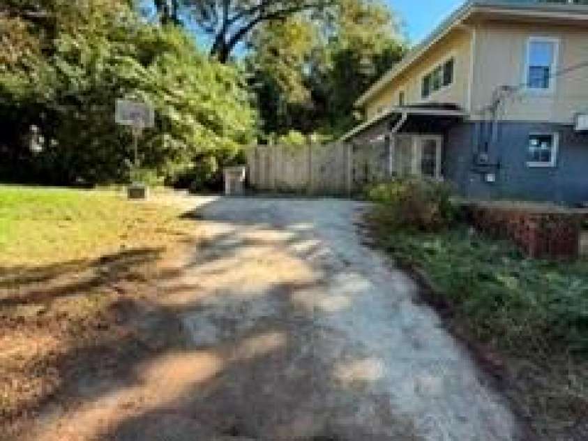1605 4th Avenue, Gastonia, NC 28052.  MLS# CAR4429758, YatesRealty ID 54268. 