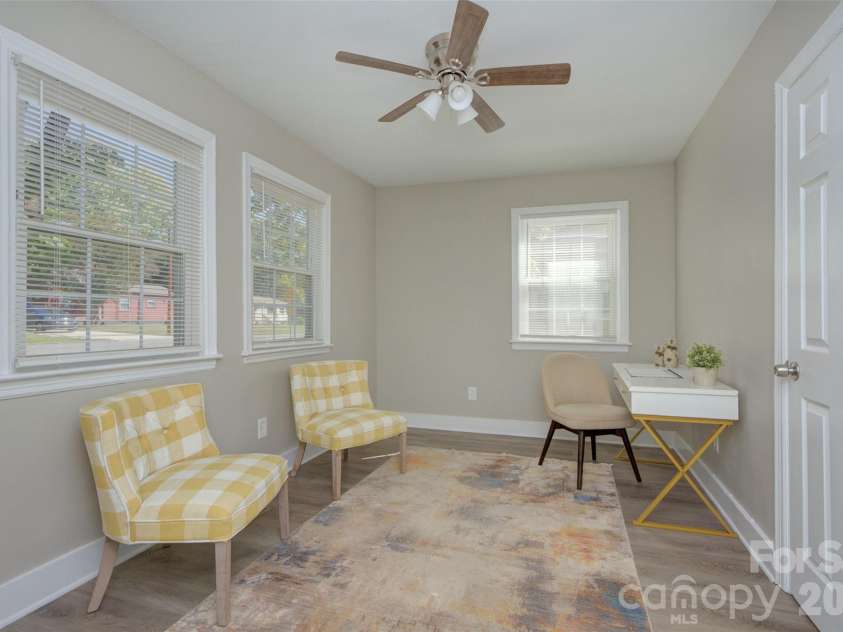 1226 Weldon Avenue, Charlotte, NC 28205.  MLS# CAR4429843, YatesRealty ID 54269. 