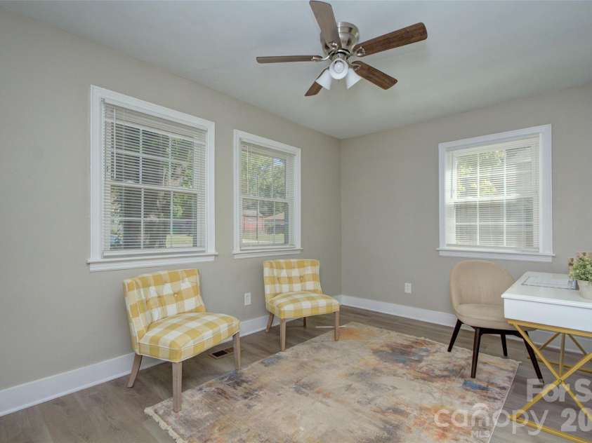 1226 Weldon Avenue, Charlotte, NC 28205.  MLS# CAR4429843, YatesRealty ID 54269. 