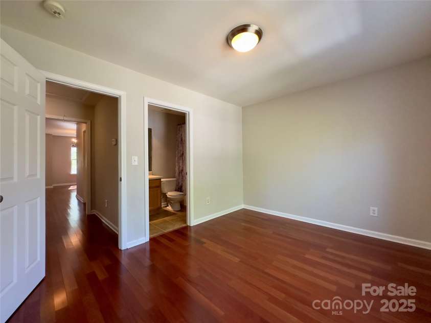 1745 Matheson Avenue, Charlotte, NC 28205.  MLS# CAR4245142, YatesRealty ID 5427. 