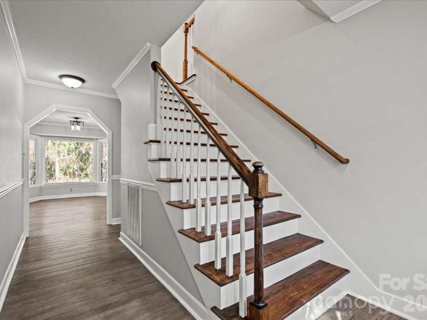 305 Virginia Avenue, Cheraw, SC 29520.  MLS# CAR4327666, YatesRealty ID 5427. 