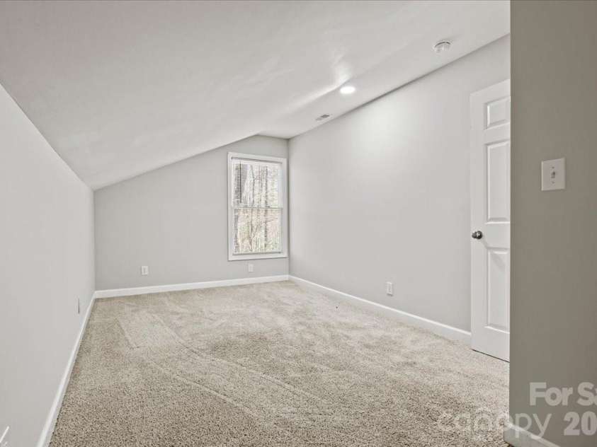 305 Virginia Avenue, Cheraw, SC 29520.  MLS# CAR4327666, YatesRealty ID 5427. 