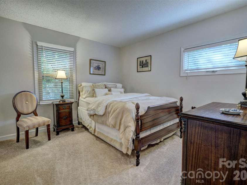 70 Honeysuckle Woods, Lake Wylie, SC 29710.  MLS# CAR4429713, YatesRealty ID 54270. 