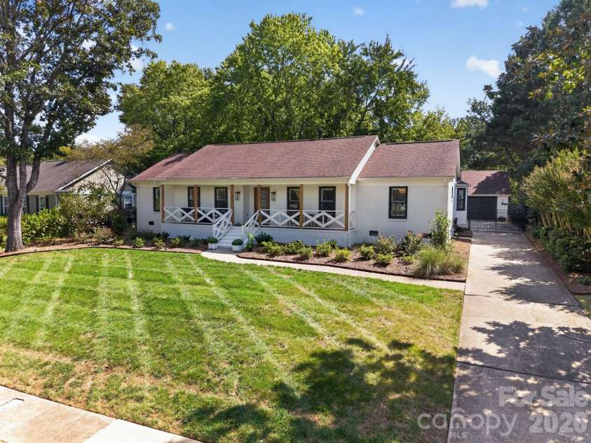 2021 Lynbridge Drive, Charlotte, NC 28270.  MLS# CAR4429842, YatesRealty ID 54271. 