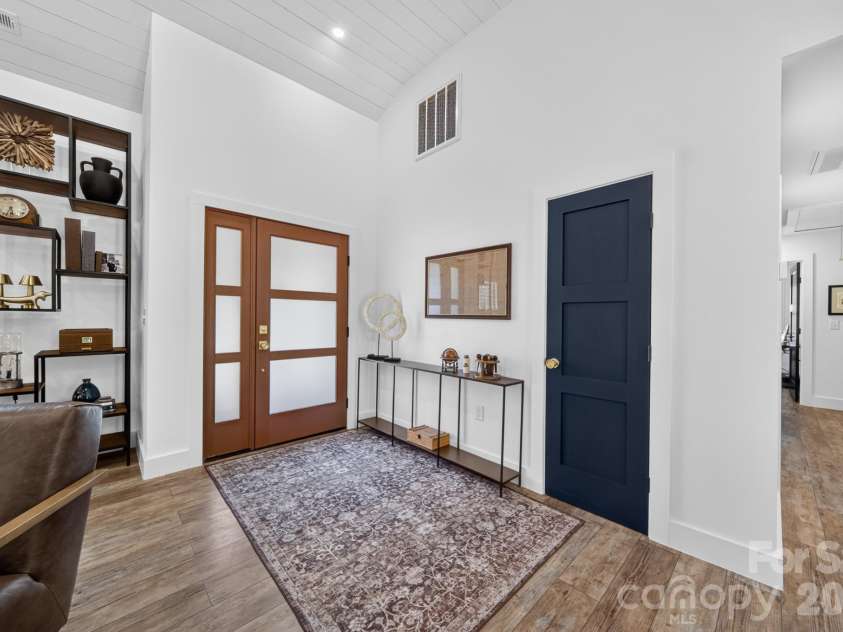 2021 Lynbridge Drive, Charlotte, NC 28270.  MLS# CAR4429842, YatesRealty ID 54271. Front Door Entry
