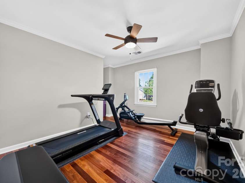 734 Stratford Woods Road, Matthews, NC 28105.  MLS# CAR4429636, YatesRealty ID 54272. 