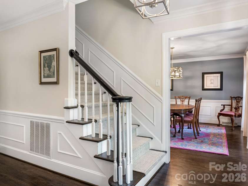 2007 Fromby Court, Charlotte, NC 28211.  MLS# CAR4429673, YatesRealty ID 54273. Entry