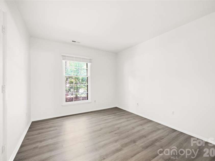 9112 Sardis Forest Drive, Charlotte, NC 28270.  MLS# CAR4429591, YatesRealty ID 54276. Bedroom 2