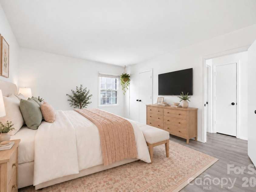 9112 Sardis Forest Drive, Charlotte, NC 28270.  MLS# CAR4429591, YatesRealty ID 54276. Primary Bedroom - Virtually Staged