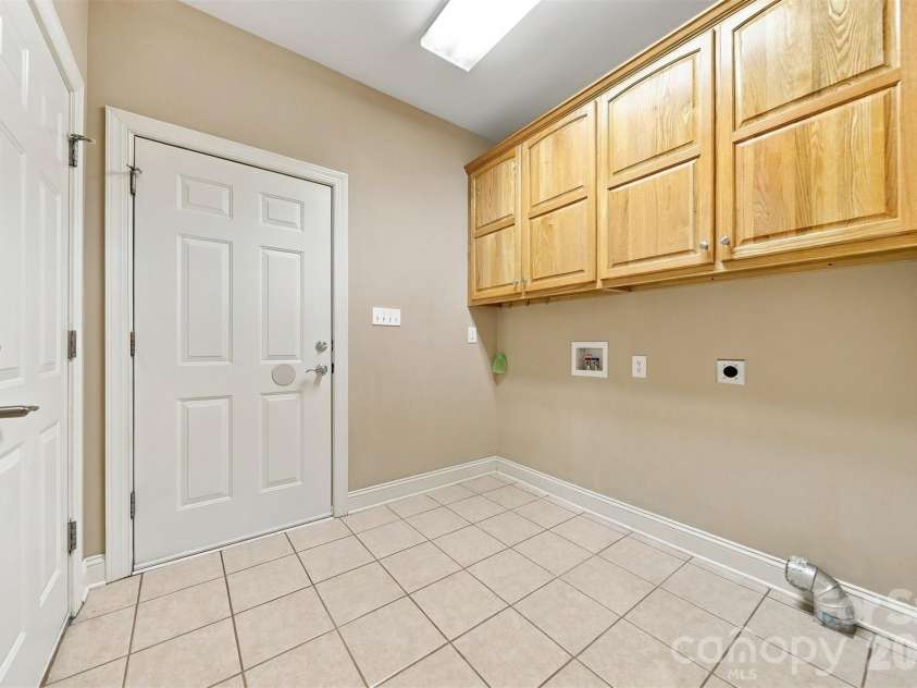2785 Judea Drive, Conover, NC 28613.  MLS# CAR4429366, YatesRealty ID 54279. 