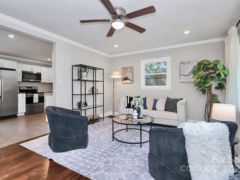 1420 Starbrook Drive, Charlotte, NC 28210.  MLS# CAR4314473, YatesRealty ID 5428. 
