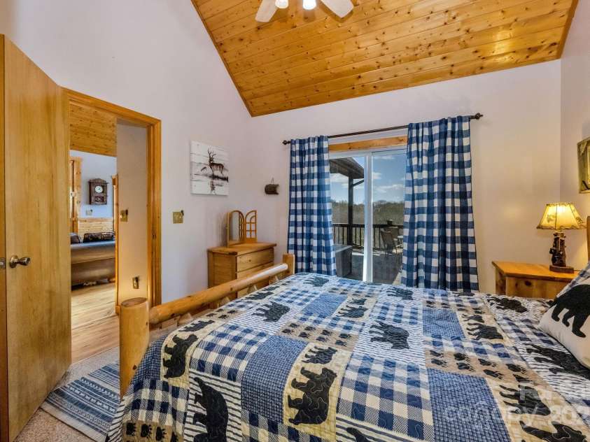 256 Deer Knoll Drive, Piney Creek, NC 28663.  MLS# CAR4244660, YatesRealty ID 5428. 