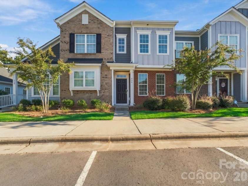 536 Dorman Street, Belmont, NC 28012.  MLS# CAR4429343, YatesRealty ID 54282. 
