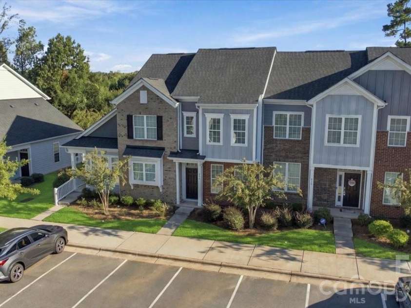 536 Dorman Street, Belmont, NC 28012.  MLS# CAR4429343, YatesRealty ID 54282. 