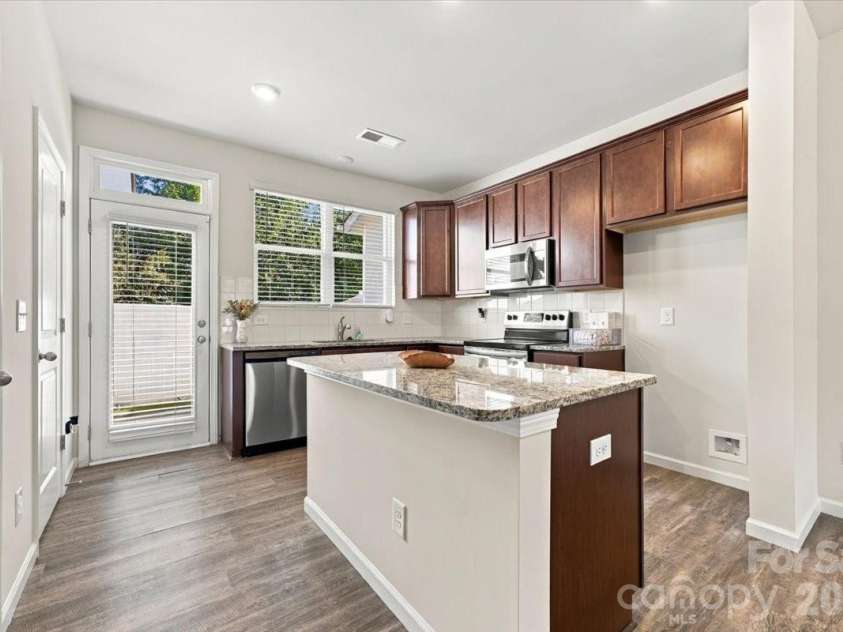 536 Dorman Street, Belmont, NC 28012.  MLS# CAR4429343, YatesRealty ID 54282. 
