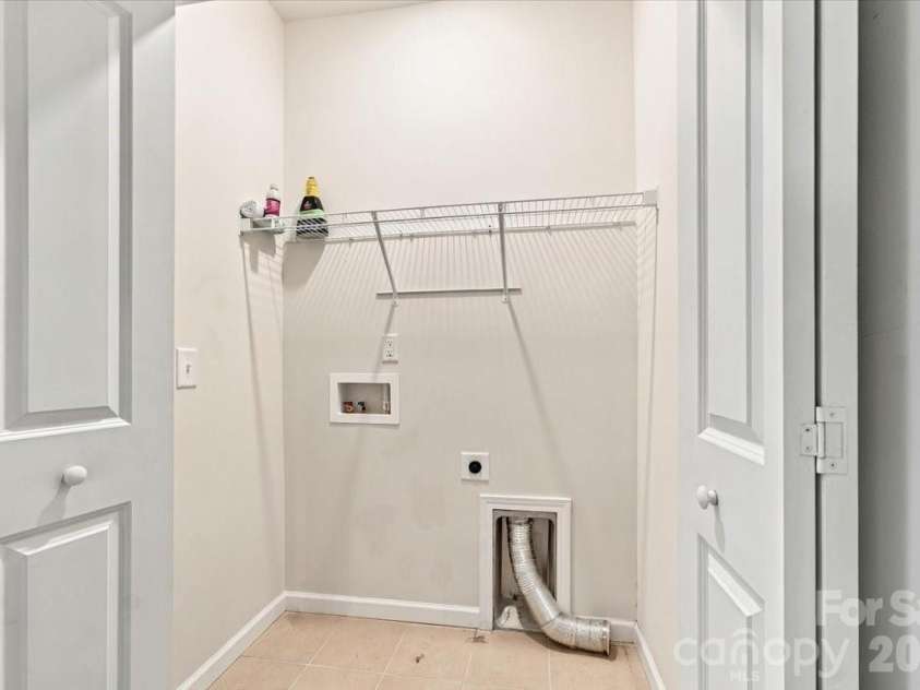 536 Dorman Street, Belmont, NC 28012.  MLS# CAR4429343, YatesRealty ID 54282. 