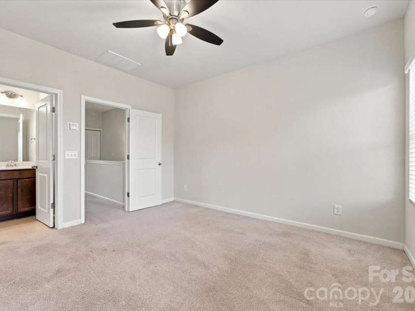 536 Dorman Street, Belmont, NC 28012.  MLS# CAR4429343, YatesRealty ID 54282. 