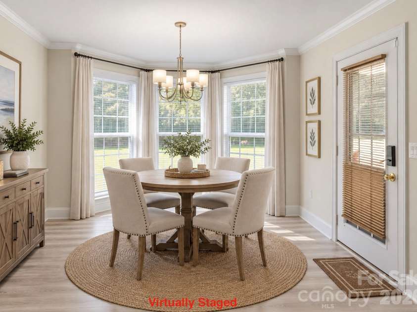 1011 Overhill Drive, Salisbury, NC 28144.  MLS# CAR4429292, YatesRealty ID 54283. Virtually Staged eat-in kitchen