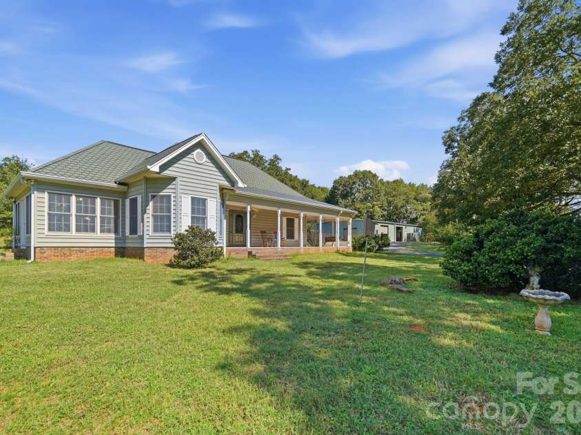 600 Frontier Road, Clover, SC 29710.  MLS# CAR4429222, YatesRealty ID 54284. 