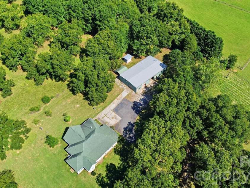 600 Frontier Road, Clover, SC 29710.  MLS# CAR4429222, YatesRealty ID 54284. 