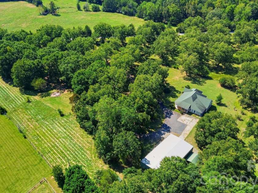 600 Frontier Road, Clover, SC 29710.  MLS# CAR4429222, YatesRealty ID 54284. 