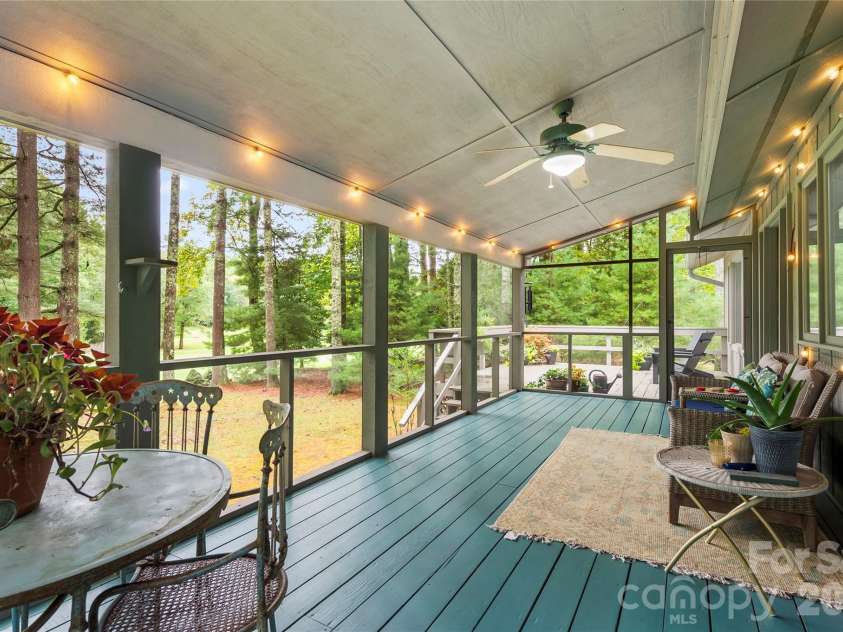 109 Middle Connestee Trail, Brevard, NC 28712.  MLS# CAR4429335, YatesRealty ID 54285. 