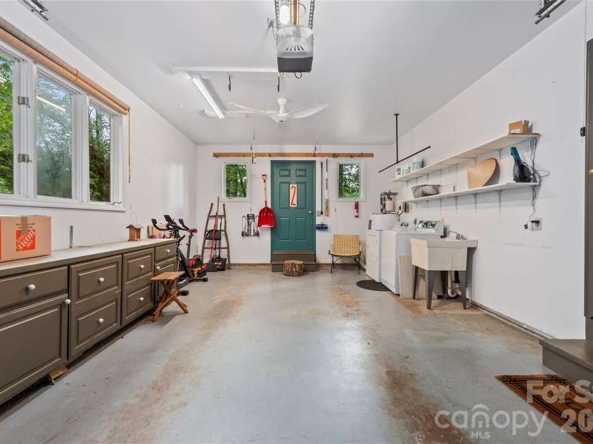 109 Middle Connestee Trail, Brevard, NC 28712.  MLS# CAR4429335, YatesRealty ID 54285. 