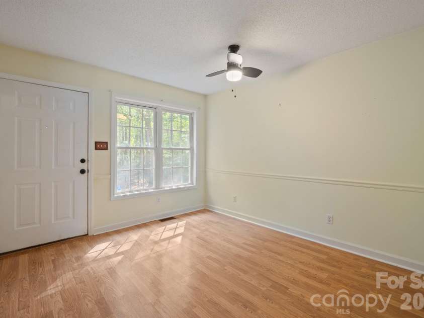2017 Country Club Drive, Lancaster, SC 29720.  MLS# CAR4429318, YatesRealty ID 54286. 