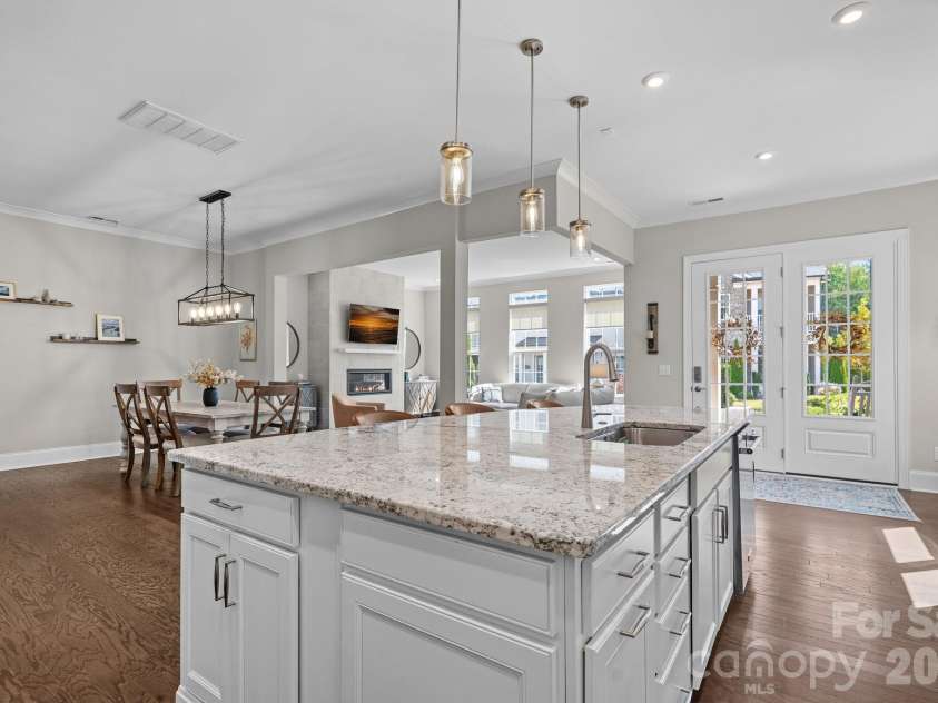 20006 Shaffer Bach Lane, Charlotte, NC 28277.  MLS# CAR4429133, YatesRealty ID 54287. 