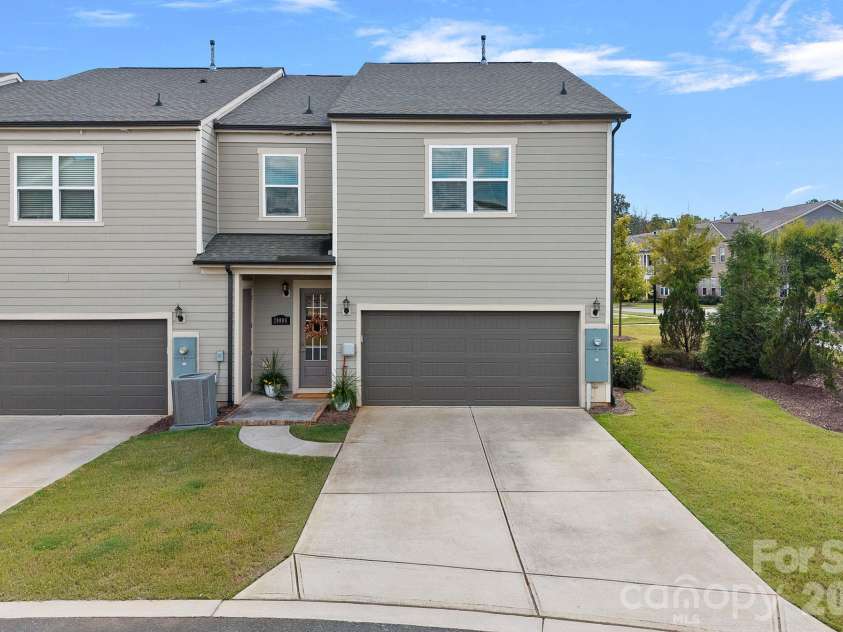 20006 Shaffer Bach Lane, Charlotte, NC 28277.  MLS# CAR4429133, YatesRealty ID 54287. 
