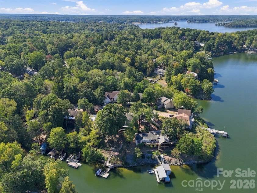 9071 Tulagi Court, Tega Cay, SC 29708.  MLS# CAR4429137, YatesRealty ID 54288. 