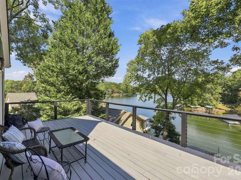 9071 Tulagi Court, Tega Cay, SC 29708.  MLS# CAR4429137, YatesRealty ID 54288. Upper deck views
