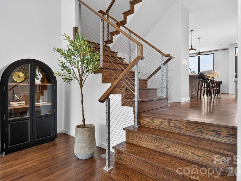 2727 Brevard Street, Charlotte, NC 28205.  MLS# CAR4429086, YatesRealty ID 54289. 