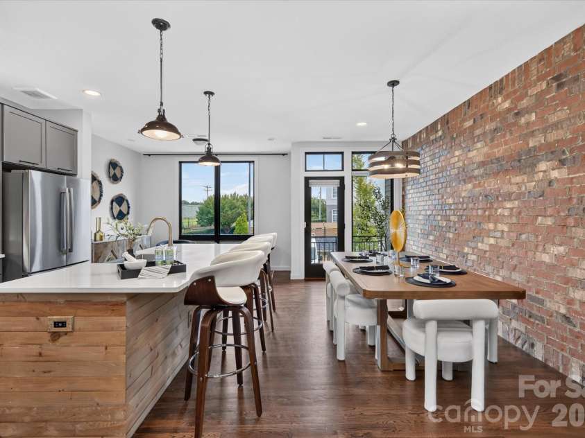 2727 Brevard Street, Charlotte, NC 28205.  MLS# CAR4429086, YatesRealty ID 54289. 