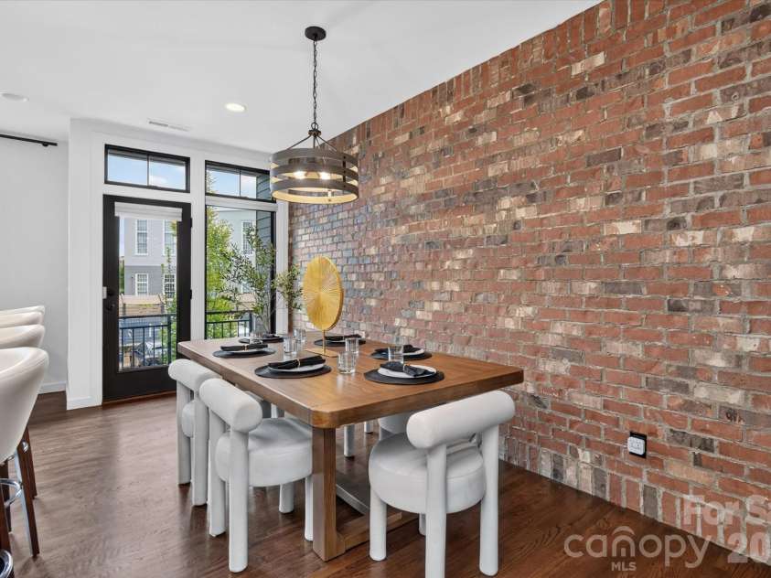2727 Brevard Street, Charlotte, NC 28205.  MLS# CAR4429086, YatesRealty ID 54289. 