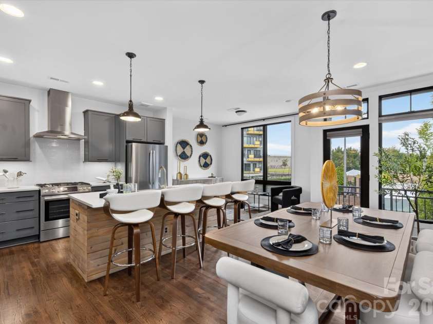 2727 Brevard Street, Charlotte, NC 28205.  MLS# CAR4429086, YatesRealty ID 54289. 