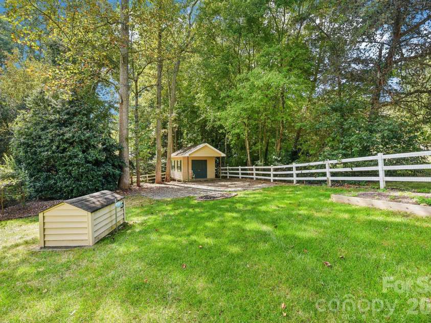 3573 Lake Shore Road, Denver, NC 28037.  MLS# CAR4429041, YatesRealty ID 54291. 