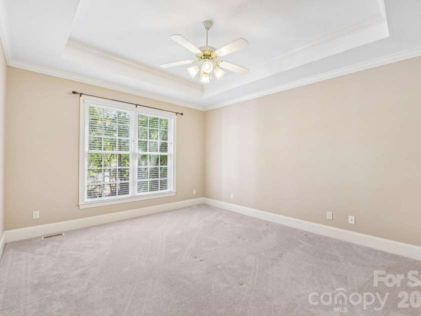 3573 Lake Shore Road, Denver, NC 28037.  MLS# CAR4429041, YatesRealty ID 54291. Primary Bedroom on Main Level