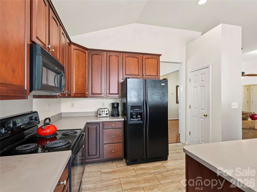 13318 Planters Row Drive, Charlotte, NC 28278.  MLS# CAR4429057, YatesRealty ID 54292. 