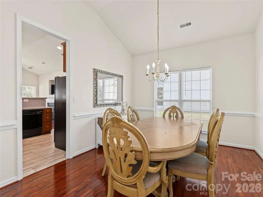 13318 Planters Row Drive, Charlotte, NC 28278.  MLS# CAR4429057, YatesRealty ID 54292. Dining room