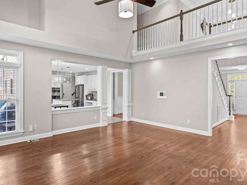1911 Solway Lane, Charlotte, NC 28269.  MLS# CAR4428981, YatesRealty ID 54293. 