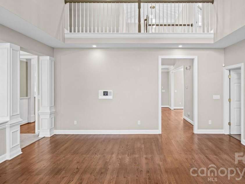 1911 Solway Lane, Charlotte, NC 28269.  MLS# CAR4428981, YatesRealty ID 54293. 