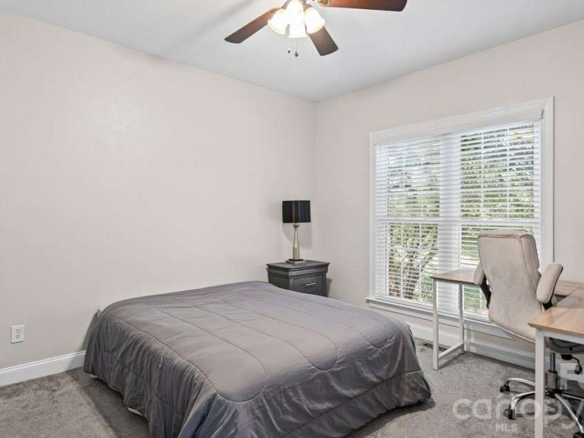 1911 Solway Lane, Charlotte, NC 28269.  MLS# CAR4428981, YatesRealty ID 54293. 